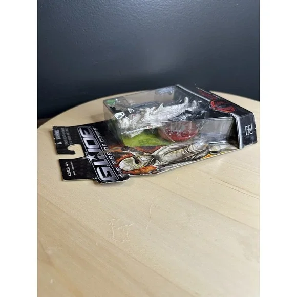 GI Joe: Rise of Cobra Storm Shadow 2009 action figure - Picture 5 of 7